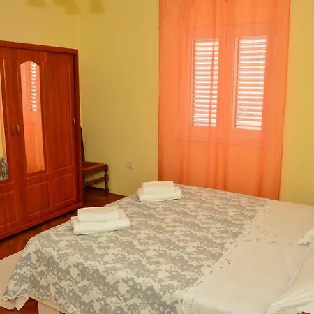 Apartman Vesna דירה