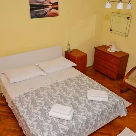Apartman Vesna *